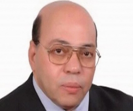 شاكر عبدالحميد