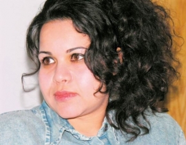 نجاة علي