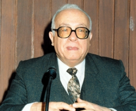 فؤاد زكريا