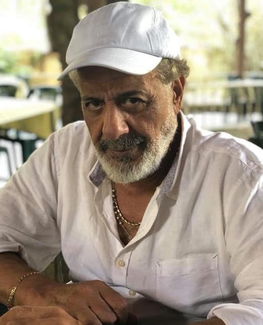 أيمن زيدان