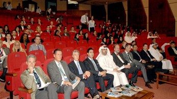 أشاد ولي عهد النرويج الأمير هاكون ماغنوس بالمشاركة البناءة والمتميزة للمركز الوطني للوثائق والبحوث في اجتماعات المجلس الدولي للأرشيف واجتماعات المؤتمر الثاني والأربعين  للطاولة المستديرة للأرشيف الدولي / سيترا /2010