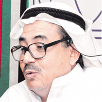 أمسية احتفائية بالكاتب المسرحي صالح كرامة بمناسبة فوزه بالمركز الثالث في جائزة الشارقة للتأليف المسرحي التي تنظمها دائرة الثقافة والإعلام في الشارقة، وذلك عن مسرحية “الأول مكرر”،