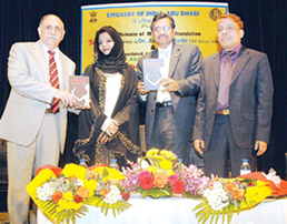 أول ترجمة لمجموعة قصصية اماراتية للغة الملبارية وهي بعنوان 