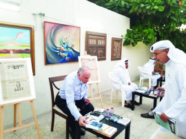 أدباء يوقّعون إصداراتهم الجديدة في «المستطيل الأدبي» برأس الخيمة