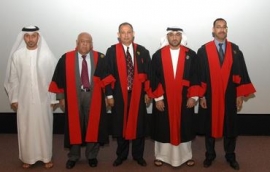 أطروحة بعنوان (الحماية الجنائية لضحايا الاتجار بالبشر في التشريع الإماراتي – دراسة مقارنة)