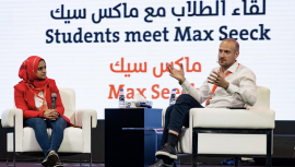 ماكس سيك : الكتابة في روايات التشويق تتطلب من الكاتب خيالاً واسعاً