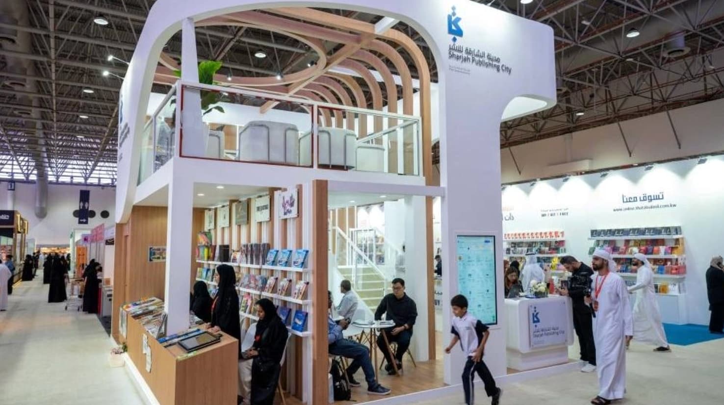 350 داراً في «منصة الناشرين»