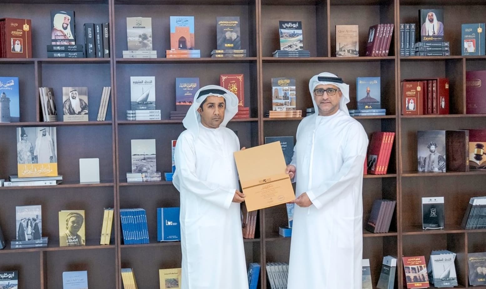 الأرشيف والمكتبة الوطنية ينظم لقاء مع مؤلف «ساقية الشجن»