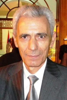 أرشاك بولاديان