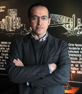 برهان سونميز Burhan Sönmez