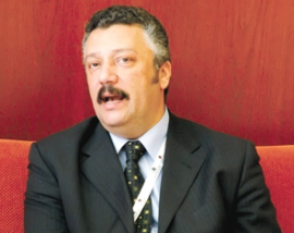 شريف كامل شاهين