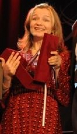 حنين عدنان هندية