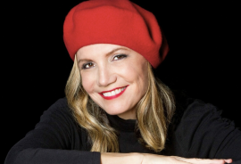 مونا غولابيك Mona Gulabek