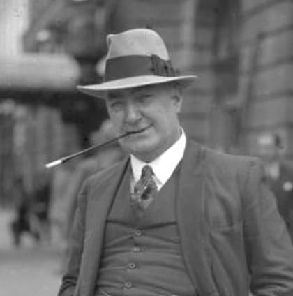 إدغار والاس