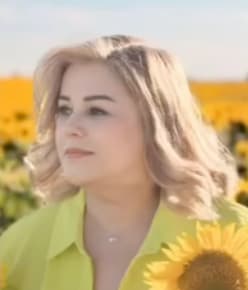 يارا عبدالهادي ليبزو