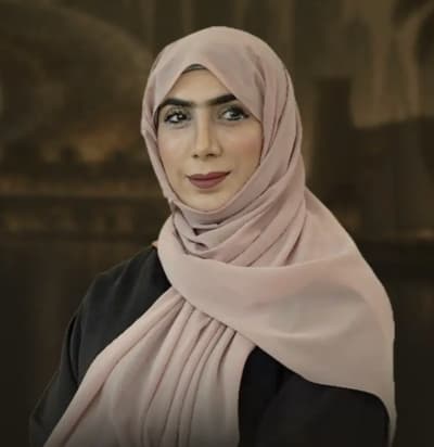 عائشة الظاهري