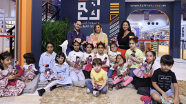 بدور القاسمي تقرأ لأطفال معرض الشارقة للكتاب قصة فريدا كاهلو