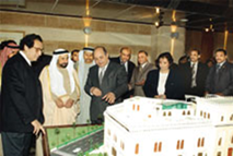 قرر اتحاد الكتاب المصريين منح صاحب السمو الشيخ الدكتور سلطان بن محمد القاسمي عضو المجلس الأعلى حاكم الشارقة العضوية الشرفية 