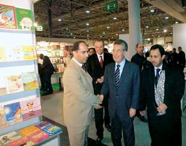 تشارك دائرة الثقافة والإعلام في الشارقة في معرض فيينا الدولي الأول للكتاب