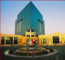 أعلنت جائزة الشيخ زايد للكتاب في دورتها الثانية للعام 2007 - 2008 عن فوز مركز الإمارات للدراسات والبحوث الاستراتيجية بجائزة فرع النشر والتوزيع