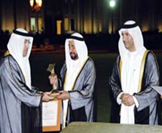 كرم صاحب السمو الشيخ الدكتور سلطان بن محمد القاسمي عضو المجلس الأعلى حاكم الشارقة في دارة الدكتور سلطان للدراسات الخليجية دور النشر المشاركين في معرض الشارقة الدولي للكتاب ونخبة من المثقفين والناشرين ممن أسهموا بإبداعاتهم الجلية في خدمة الكتاب والثقافة بكافة أشكالها