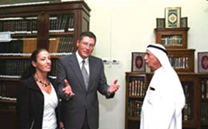 زار السفير الأرجنتيني لدى الدولة روبن إدواردو كارو مركز جمعة الماجد للثقافة والتراث في دبي