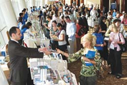 فعاليات مهرجان طيران الإمارات العالمي للآداب