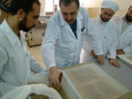 تركيب معمل للترميم في المكتبة الوقفية بحلب