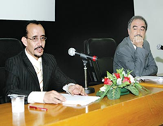 ناقش الحضور نص تغريبة الاراجيز الحائز على المركز الأول في جائزة غانم غباش لعام ،2000