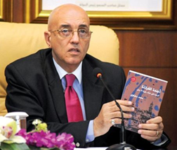 محمد سلماوي محاضراً عن «الأدب والثورة» بمركز سلطان بن زايد