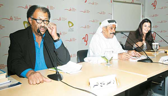 أمسية أدبية تحدث فيها الروائيان أمير تاج السر (السودان) وميرال الطحاوي (مصر) عن تجربتيهما في الكتابة الروائية