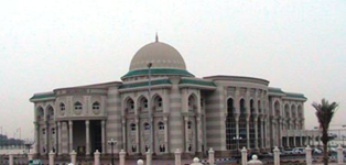 افتتح صاحب السمو الشيخ الدكتور سلطان بن محمد القاسمي عضو المجلس الأعلى حاكم الشارقة المبنى الجديد لمكتبة الشارقة العامة