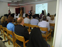 حضر أكثر من 40 أمين مكتبة من إمارة أبوظبي فعالية اجتماع أمناء المكتبات