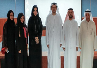 نظمت جامعة خليفة للعلوم والتكنولوجيا والبحوث امسية لخمسة من الكتاب والأدباء الإماراتيين البارزين