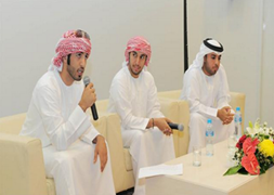 نظمت مكتبة جامعة زايد في أبوظبي برنامجا مفتوحا للطلبة والطالبات