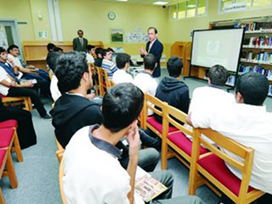 نظمت جامعة أبوظبي في فرعها بالعين اليوم السنوي للمكتبة والبحوث