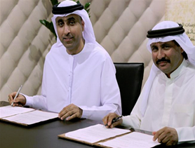 وقع مركز الشارقة للوثائق والبحوث ثلاث اتفاقيات مع باحثين متخصصين لنشر دراساتهم