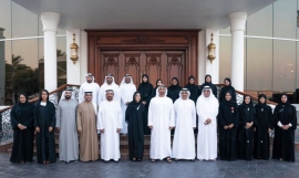 محمد بن زايد يطلع على كتاب «حالة البيئة في أبوظبي 2017»