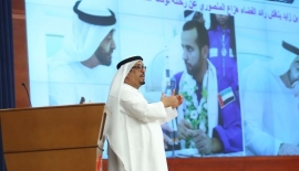 ضاحي خلفان يحاضر في صفات زايد القيادية الإستثنائية