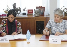 الشيخة بدور القاسمي توقع مذكرة تفاهم مع إيرينا بوكوفا - «اليونيسكو» تدعم اختيار الشارقة عاصمة عالمية للكتاب 2019