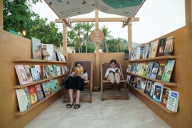 "ثقافة بلا حدود" تقدم 10 نصائح أساسية لتنشئة أسرة قارئة