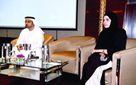 تاريخ المعارف على طاولة «القراءة بين المتعة والفائدة»
