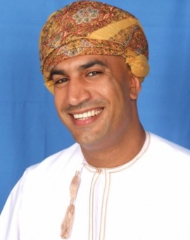 جلسة حوارية تناقش أثر السخرية على الأدب