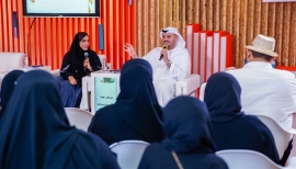 مشعل حمد يفتح بوابة لعالم الرواية والكتابة في "الشارقة للكتاب"