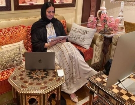 تحدثت عن كتابها «علمتني أمي حمدة» شما بنت محمد : تعلمت العطاء والتسامح من والدتي