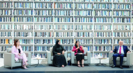 مترجمون : لا نخشى على مهنتنا من الذكاء الإصطناعي