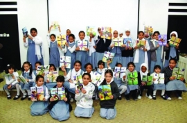 دبي للثقافة توزع الكتب على 200 طفلا