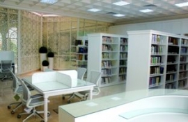 مكتبة فاطمة بنت مبارك تحتضن 6000 كتاب عن المرأة