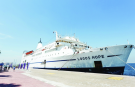 «لوغوس هوب» في دبي.. أكبر معرض كتب عائم بالعالم ينطلق في ميناء راشد