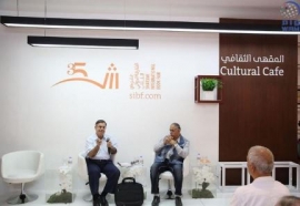 معرض الشارقة الدولي للكتاب يطرق أبواب الشعر والرواية والأدب